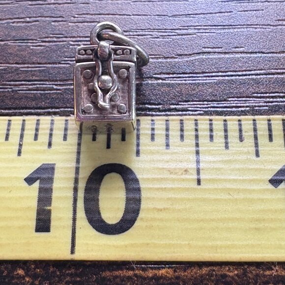 VTG Sterling Silver 925 Israel Square Poison Box Charm Small Pendant .50" Square - Picture 11 of 12